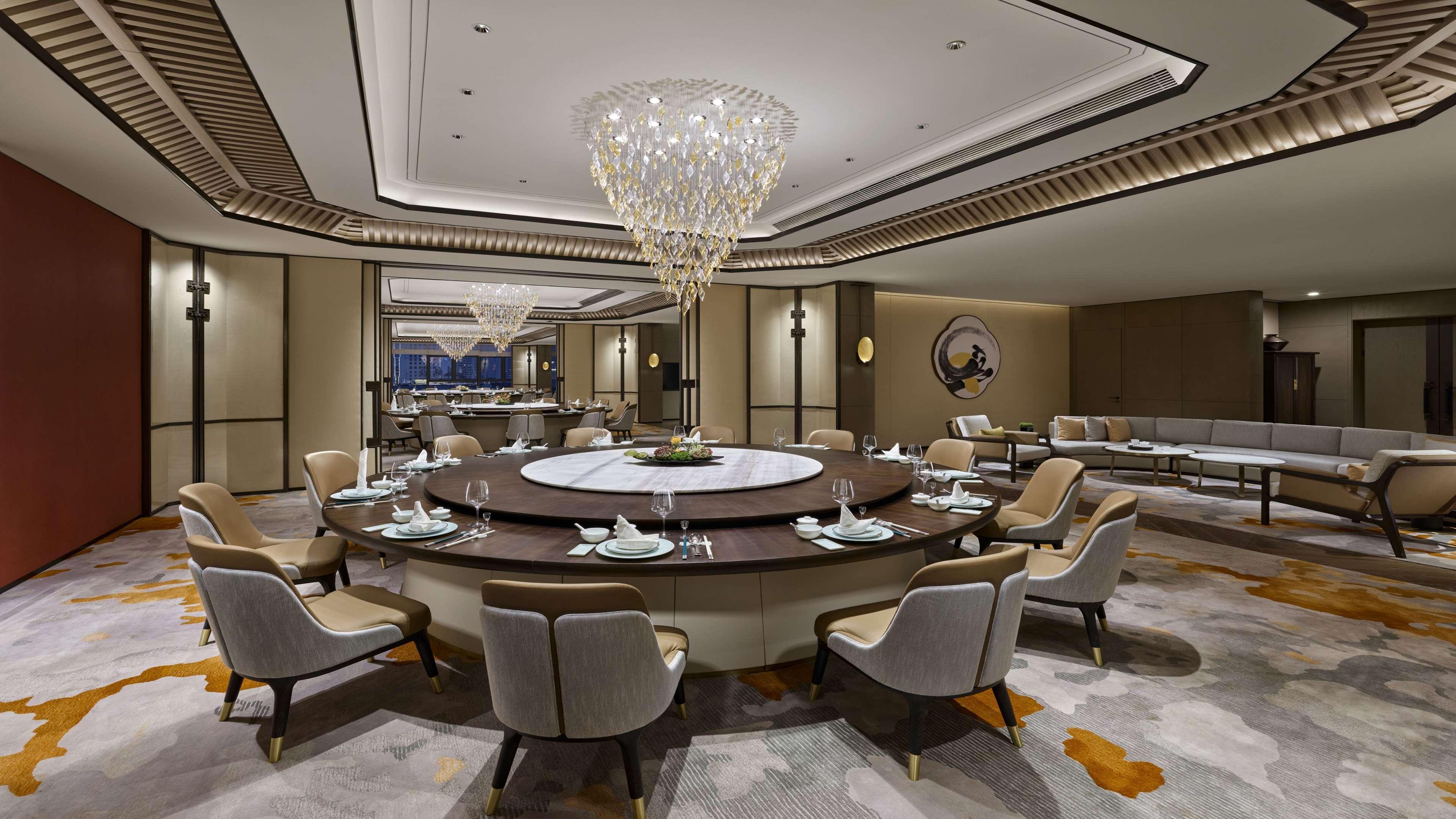 Hilton Lanzhou City Center Ngoại thất bức ảnh
