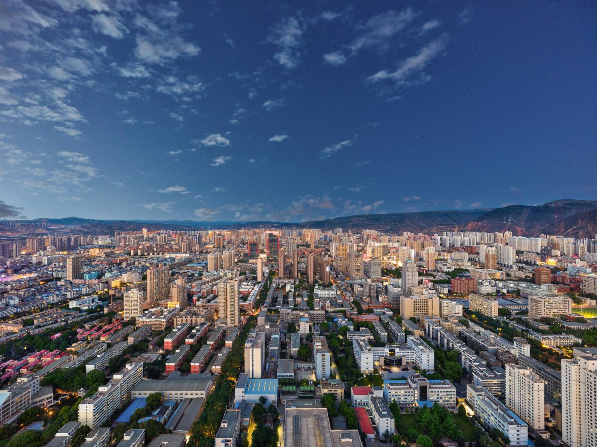 Hilton Lanzhou City Center Ngoại thất bức ảnh